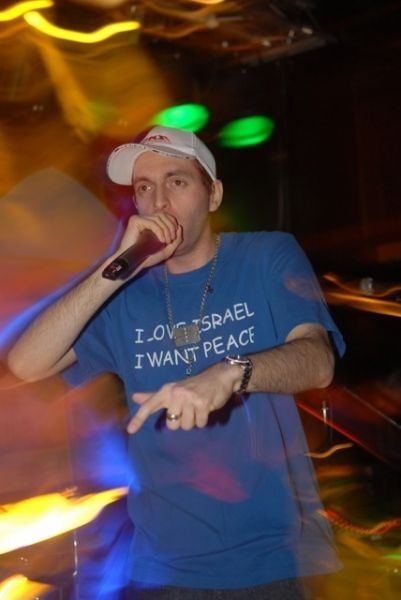 Performing at Hekhal Haness, Geneva